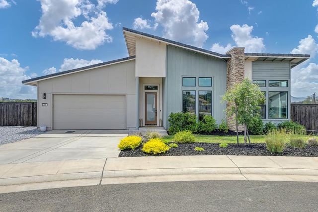 200 Pryor Ct, Rescue, CA 95672
