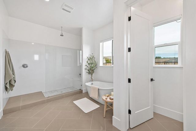 200 Pryor Ct, Rescue, CA 95672