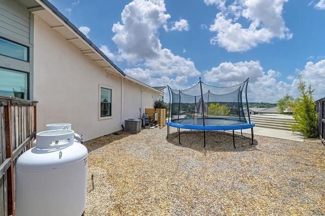 200 Pryor Ct, Rescue, CA 95672