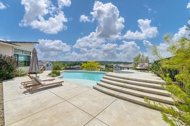 200 Pryor Ct, Rescue, CA 95672