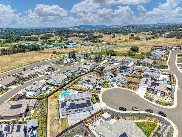 200 Pryor Ct, Rescue, CA 95672