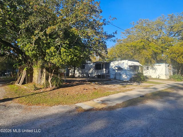 2000 18th Avenue, Gulfport, MS 39501