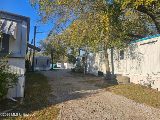 2000 18th Avenue, Gulfport, MS 39501