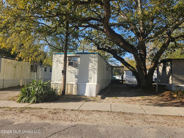 2000 18th Avenue, Gulfport, MS 39501