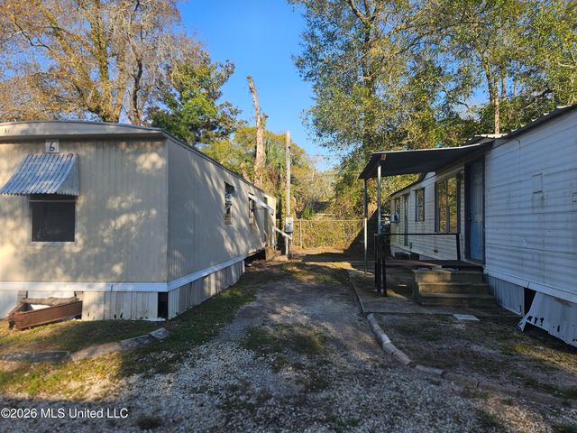 2000 18th Avenue, Gulfport, MS 39501