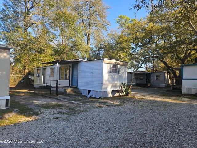 2000 18th Avenue, Gulfport, MS 39501