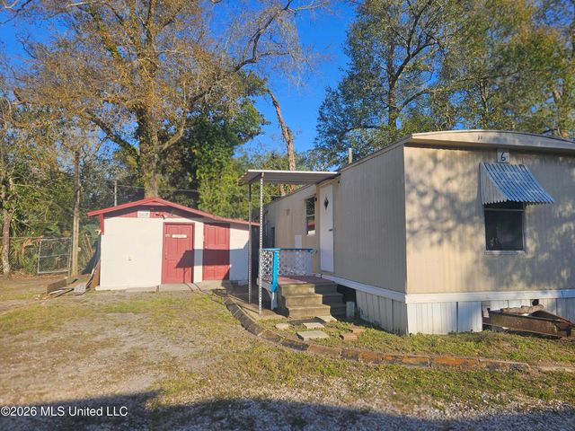 2000 18th Avenue, Gulfport, MS 39501