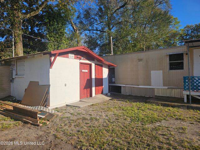 2000 18th Avenue, Gulfport, MS 39501