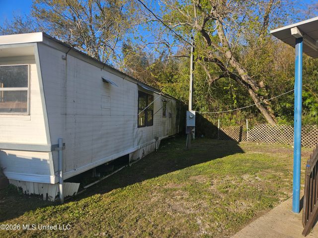 2000 18th Avenue, Gulfport, MS 39501