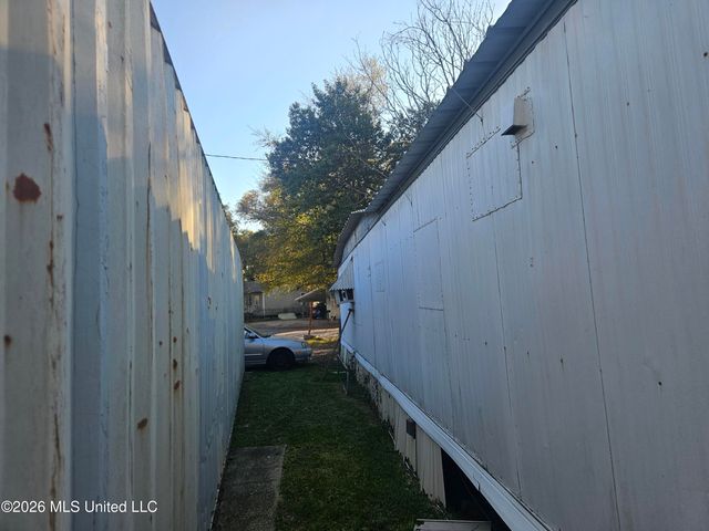 2000 18th Avenue, Gulfport, MS 39501