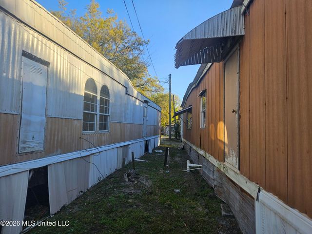 2000 18th Avenue, Gulfport, MS 39501