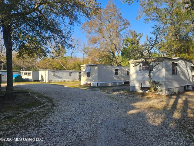 2000 18th Avenue, Gulfport, MS 39501