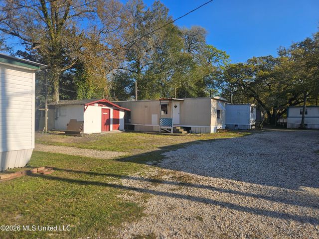 2000 18th Avenue, Gulfport, MS 39501