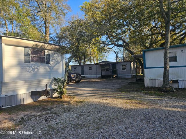 2000 18th Avenue, Gulfport, MS 39501