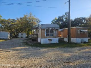 2000 18th Avenue, Gulfport, MS 39501