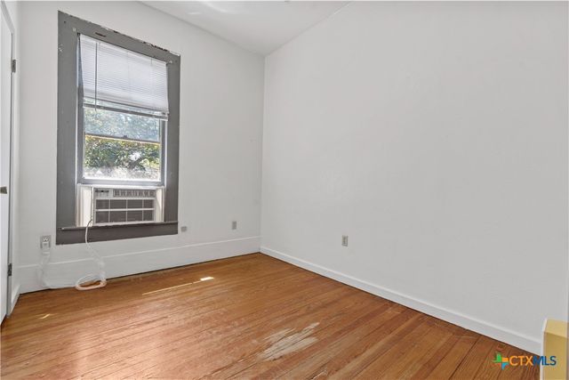 527 W San Antonio Street 6, San Marcos, TX 78666