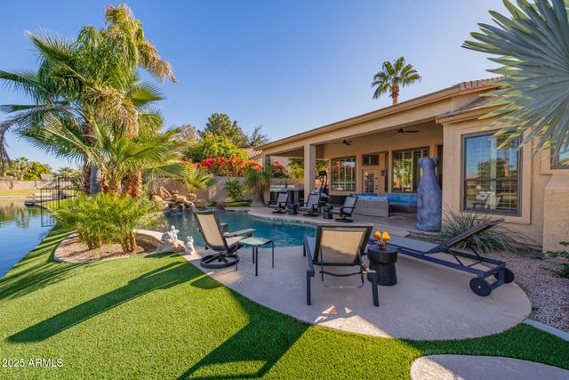 1560 W BLUE RIDGE Way, Chandler, AZ 85248