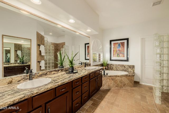 1560 W BLUE RIDGE Way, Chandler, AZ 85248