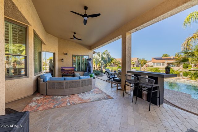 1560 W BLUE RIDGE Way, Chandler, AZ 85248