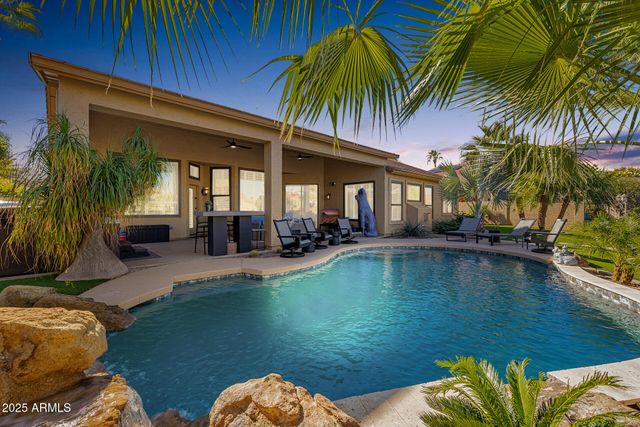 1560 W BLUE RIDGE Way, Chandler, AZ 85248