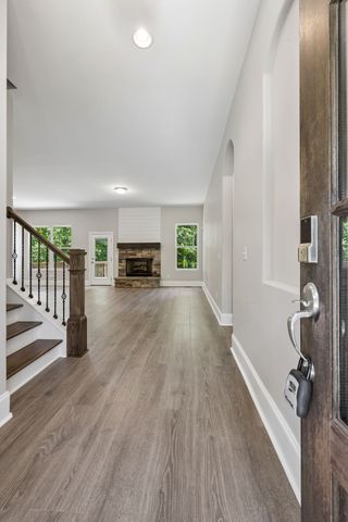 4530 General Forest Cir, Bon Aqua, TN 37025