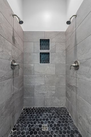 4530 General Forest Cir, Bon Aqua, TN 37025