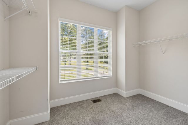 4530 General Forest Cir, Bon Aqua, TN 37025
