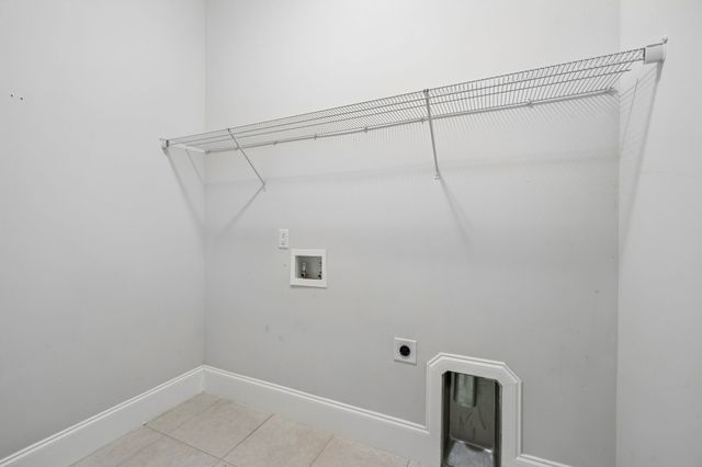 4530 General Forest Cir, Bon Aqua, TN 37025