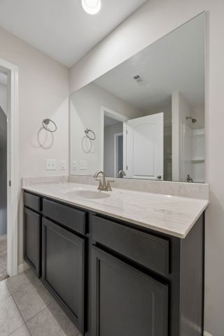 4530 General Forest Cir, Bon Aqua, TN 37025