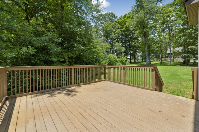 4530 General Forest Cir, Bon Aqua, TN 37025