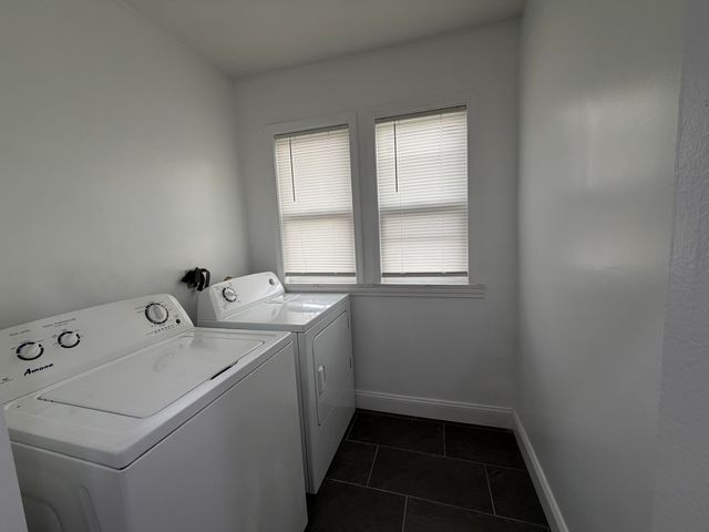 402 Park Avenue, Irvine, KY 40336