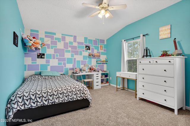 2038 CREEKMONT Drive, Middleburg, FL 32068