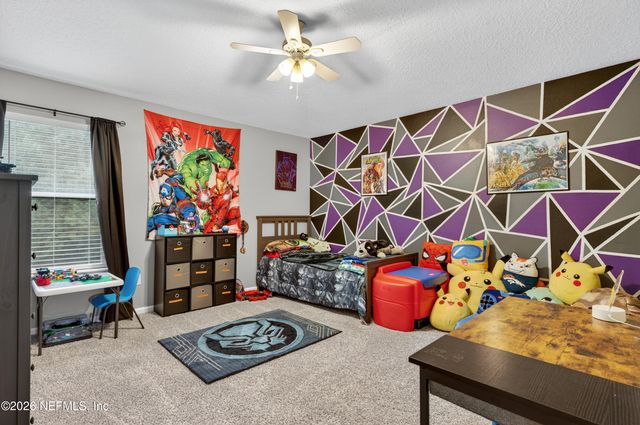 2038 CREEKMONT Drive, Middleburg, FL 32068