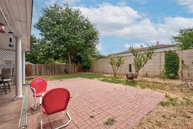 1909 Springwater DR, Round Rock, TX 78681