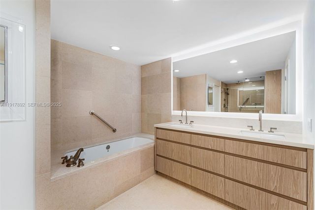 6899 Collins Ave 601, Miami Beach, FL 33141