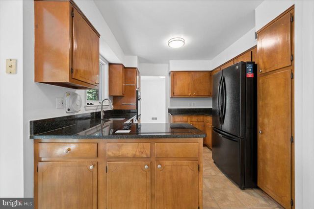 9202 WILMETT CT, Bethesda, MD 20817