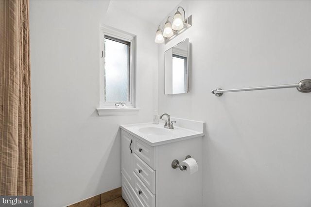 9202 WILMETT CT, Bethesda, MD 20817