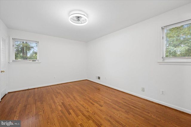 9202 WILMETT CT, Bethesda, MD 20817