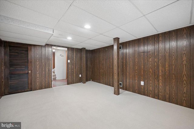9202 WILMETT CT, Bethesda, MD 20817