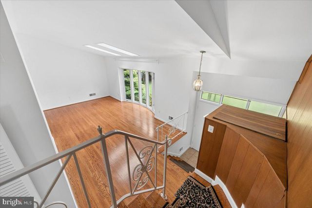 9202 WILMETT CT, Bethesda, MD 20817