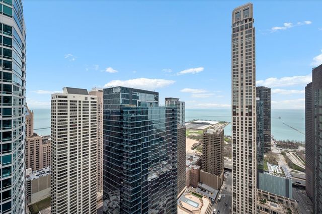 512 N MCCLURG Court 4103, Chicago, IL 60611