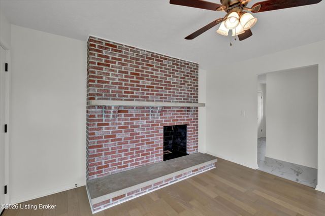 334 S Bardstown Rd, Mt Washington, KY 40047