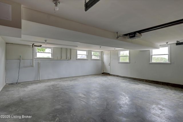 334 S Bardstown Rd, Mt Washington, KY 40047