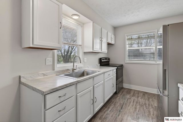 4511 Laurel Avenue, Omaha, NE 68104
