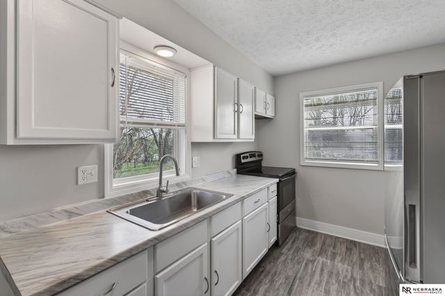 4511 Laurel Avenue, Omaha, NE 68104