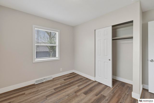 4511 Laurel Avenue, Omaha, NE 68104