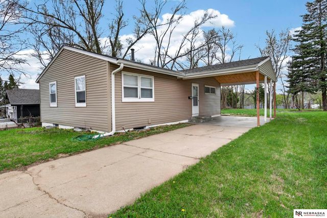 4511 Laurel Avenue, Omaha, NE 68104