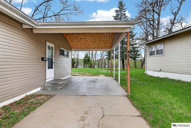 4511 Laurel Avenue, Omaha, NE 68104