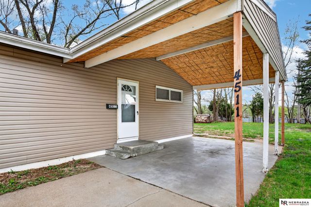 4511 Laurel Avenue, Omaha, NE 68104