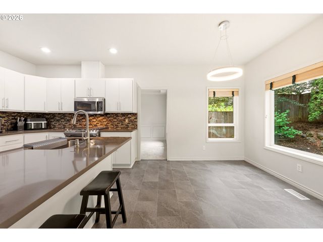 16210 Sw Bray Ln, Tigard, OR 97224